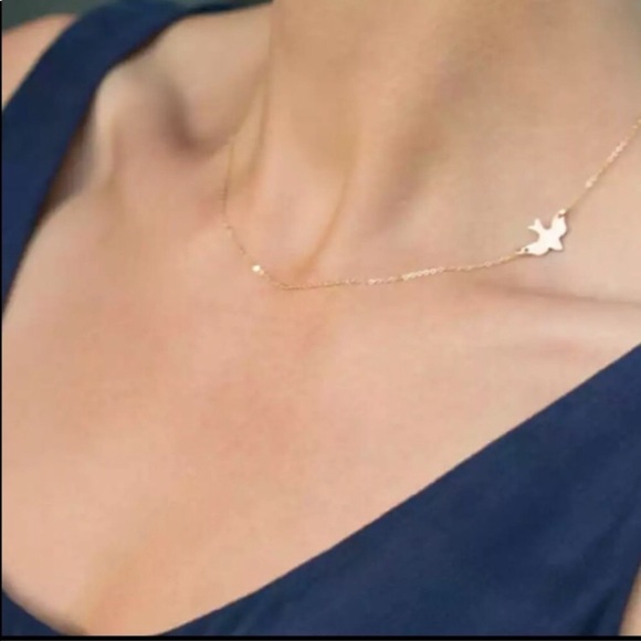 FREE NECKLACE WITH EVERY PURCHASE - Picture 4 of 8